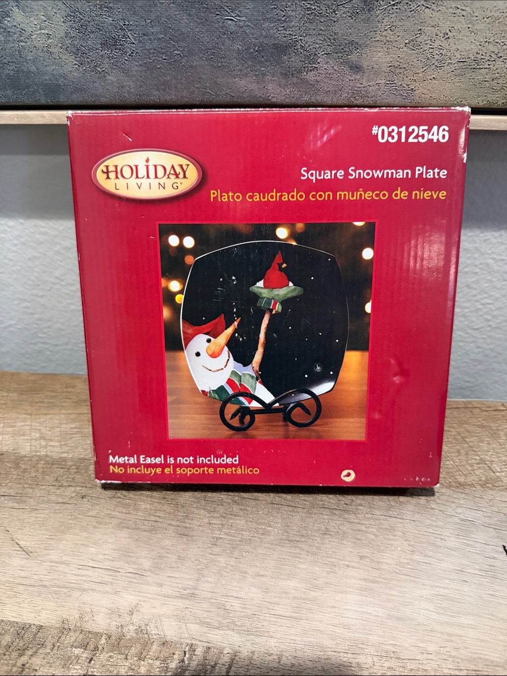 Red Square Snowman Plate